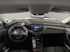 Vehicle image PEUGEOT 308 SW e-Allure