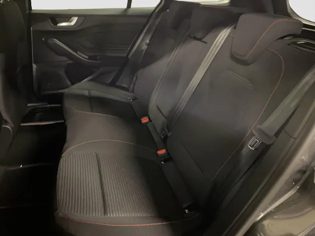 Ford Focus SW 1.0i EcoB Hybrid 155 ST-Line X