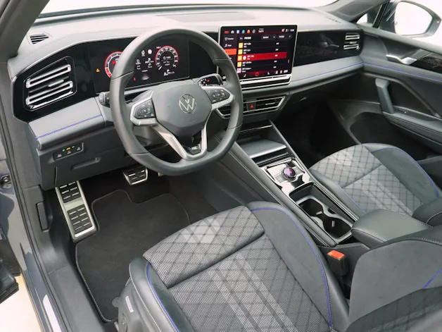 VW Tiguan 2.0 TSI DSG R-Line Black Style 4Motion (2025)
