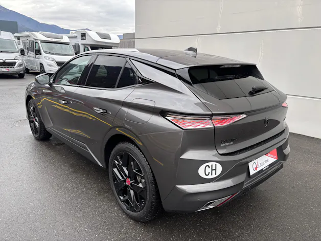 DS Automobiles 4 1.6 E-Tense Performance Line+