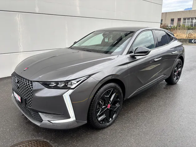DS Automobiles 4 1.6 E-Tense Performance Line+