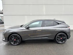 DS Automobiles 4 1.6 E-Tense Performance Line+