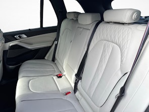 Vehicle image BMW X5 50e xDrive SAG