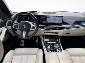 Vehicle image BMW X5 50e xDrive SAG