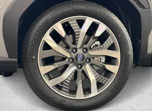 Subaru Forester Station 2.0i e-Boxer Luxury