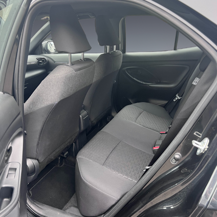 Vehicle image 7 Vehicle image 7