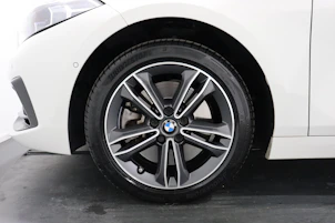 Fahrzeugbild BMW 120i SDKG