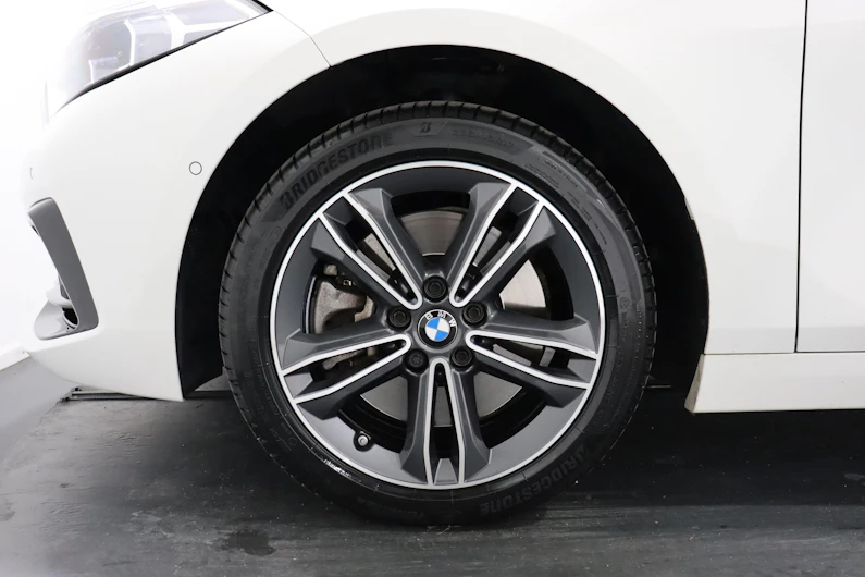 Fahrzeugbild BMW 1 SERIES