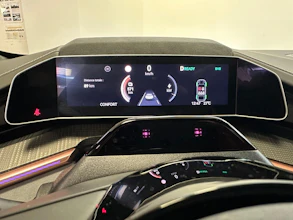 https://vehicle.imgix.net/4151123/495c0547-87ed-4aa2-b73d-6afd26ceec8a.jpg