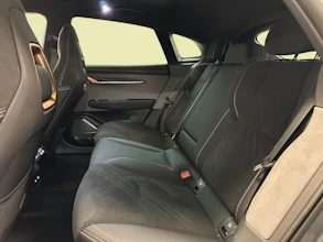 https://vehicle.imgix.net/4151123/6ea7d133-249b-4308-90b6-11a69d0142c4.jpg