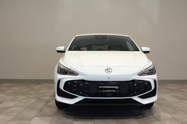 MG 3 1.5 Hybrid Luxury