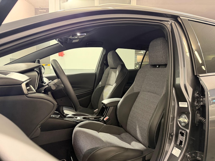 Vehicle image TOYOTA COROLLA