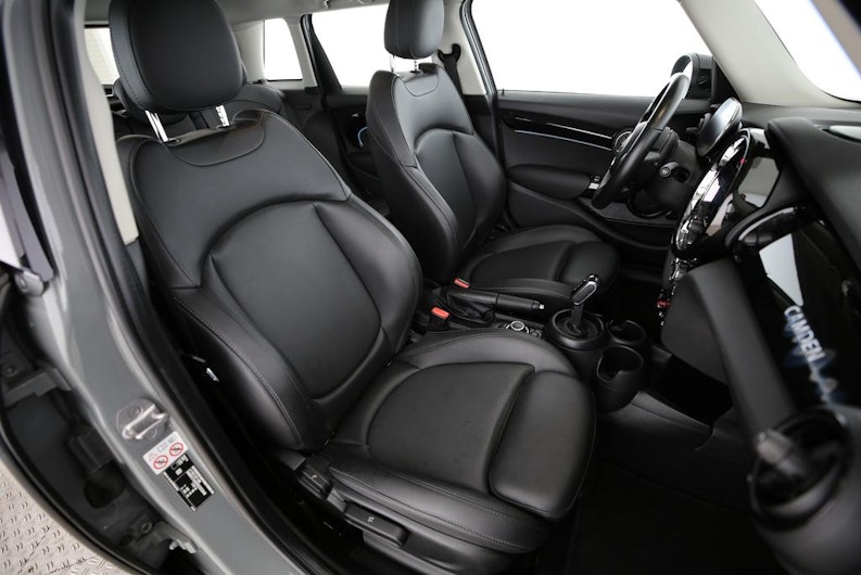 Vehicle image MINI MINI