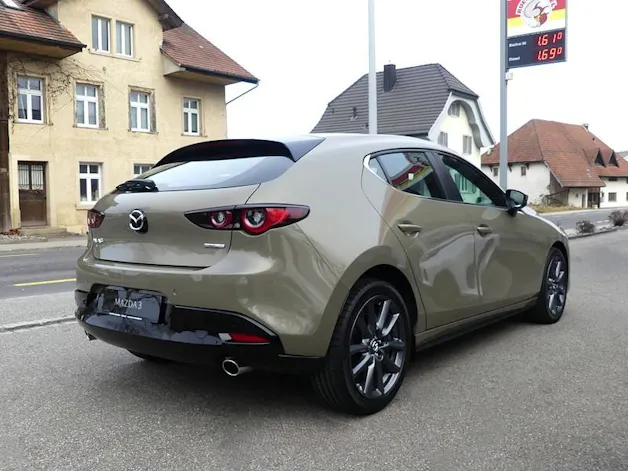 Mazda 3 Hatchback 2.0 150 Exclusive-Line