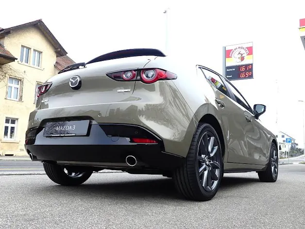 Mazda 3 Hatchback 2.0 150 Exclusive-Line