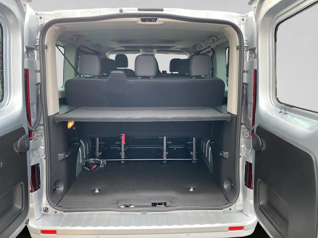 Renault Trafic Blue dCi 150 Passenger Techno