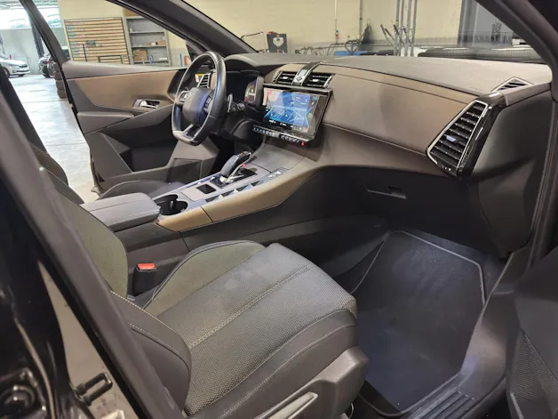 DS Automobiles AUTOMOBILES 7 Crossback 1.6 E-Tense Rivoli