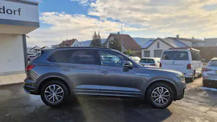 VW Touareg 3.0 TDI R Line Tiptronic