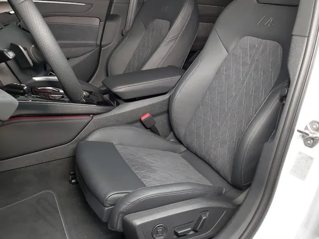 Audi A6 Avant e-hybrid quattro 270 kW S tronic