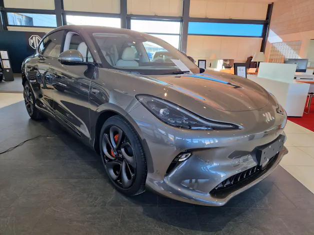 MG IM6 EV 100kWh Performance 21"