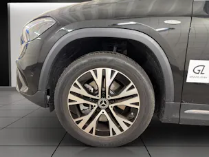 Mercedes-Benz GLA 250 e EQ Star 8G-DCT