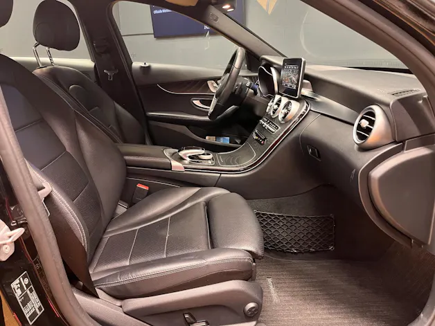 Mercedes-Benz C 250 d 4M - Swiss-Star / COMAND / LED / Memory / 360 Grad Kamera