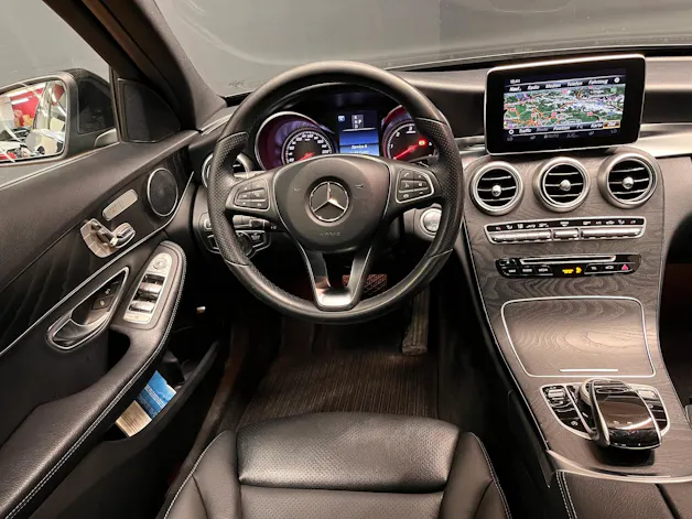 Mercedes-Benz C 250 d 4M - Swiss-Star / COMAND / LED / Memory / 360 Grad Kamera