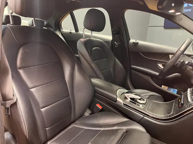 Mercedes-Benz C 250 d 4M - Swiss-Star / COMAND / LED / Memory / 360 Grad Kamera