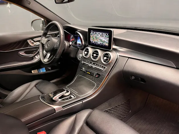 Mercedes-Benz C 250 d 4M - Swiss-Star / COMAND / LED / Memory / 360 Grad Kamera
