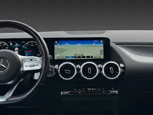 Mercedes-Benz GLA 250 4Matic AMG Line 8G-DCT