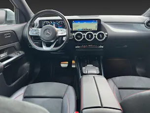 Mercedes-Benz GLA 250 4Matic AMG Line 8G-DCT