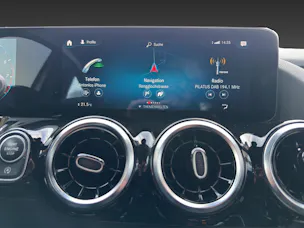Mercedes-Benz GLA 250 4Matic AMG Line 8G-DCT