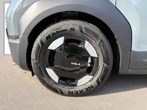 Kia PV5 71.2 kWh Plus