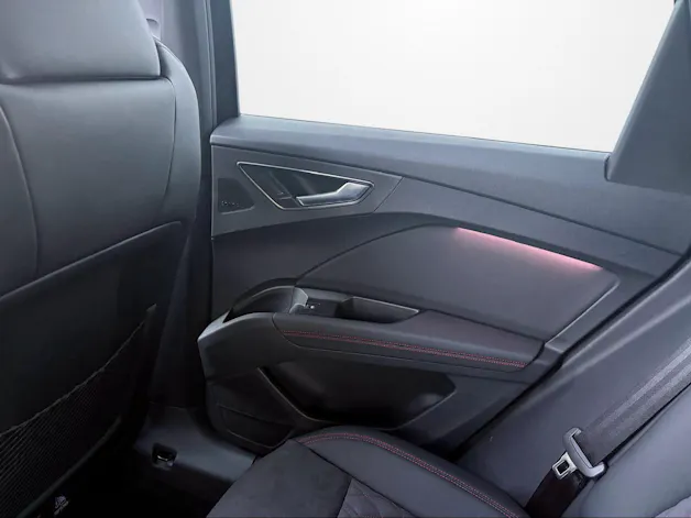 Audi Q4 e-tron 45 Edition Swiss Ski quattro