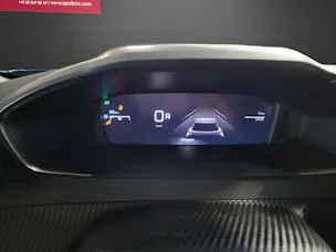 Peugeot 2008 1.2 MHEV Allure