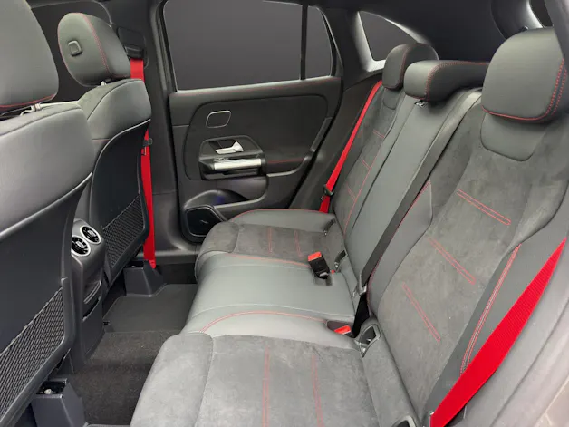 Mercedes-Benz GLA AMG 35 4Matic 8G-DCT