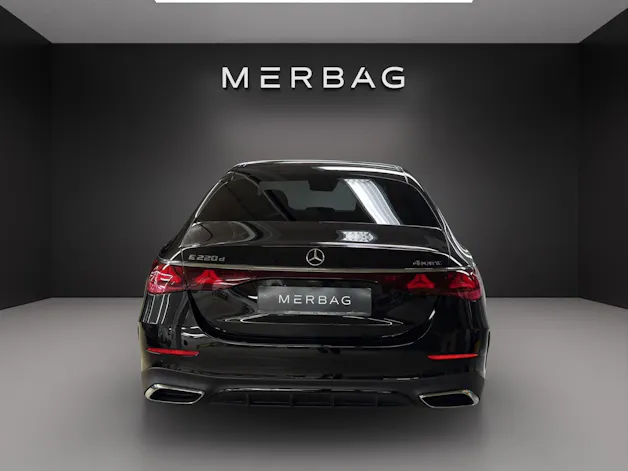 Mercedes-Benz E 220 d 4Matic 9G-Tronic