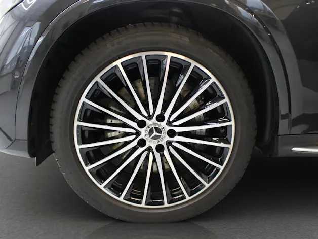 MERCEDES-BENZ GLC 220 d AMG Line 4MATIC