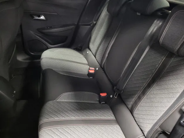 Peugeot 208 1.2 208 R