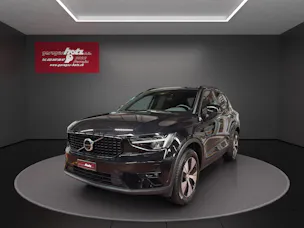 Volvo XC40 B3 MHD Plus Dark