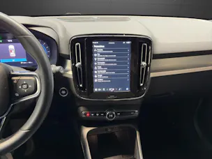 Volvo XC40 B3 MHD Plus Dark