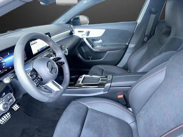 Mercedes-Benz A 250 4Matic 8G-DCT