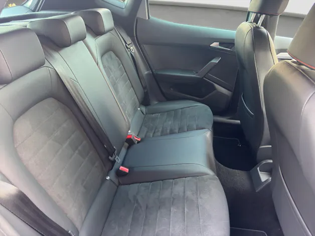 SEAT Arona 1.5 Eco TSI Hola FR DSG