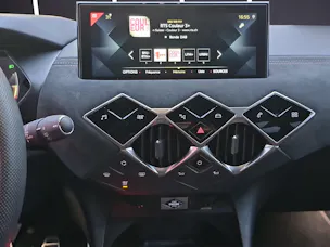 DS Automobiles AUTOMOBILES DS3 1.2 Performance Line