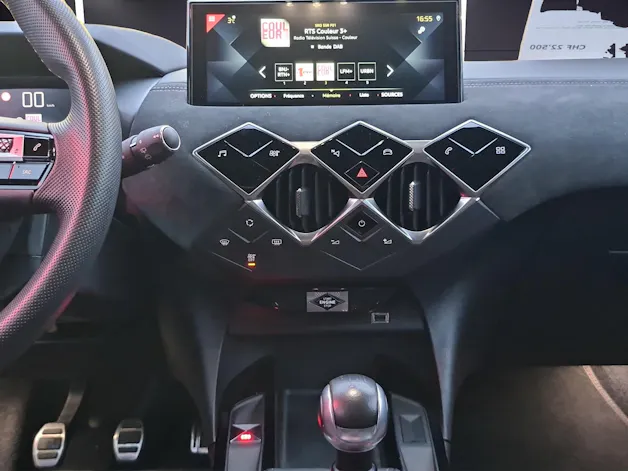 DS Automobiles AUTOMOBILES DS3 1.2 Performance Line