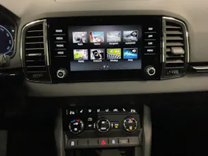 Škoda Karoq 1.5 TSI Selection DSG