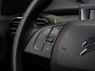 Citroën C4 Cactus 1.2 Pure Tech Shine