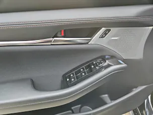 Mazda 3 Hatchback SKYACTIV-G M Hybrid 140 Exclusive Line Automat