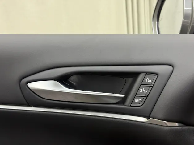 Toyota Mirai Fuel cell Platinum