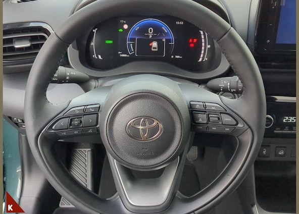 Vehicle image 9 Vehicle image 9